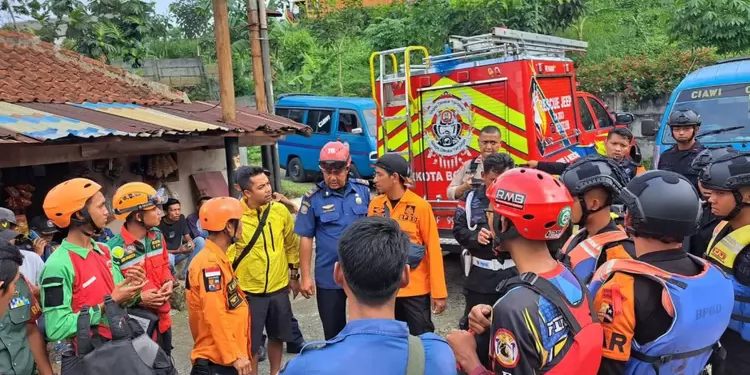 Tragedi Runtuhnya Bangunan di Jawa, Tiga Jiwa Melayang dan Puluhan Terluka