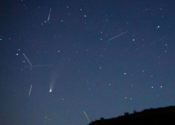 Fenomena Langit Akhir Tahun: Hujan Meteor Ursids Hiasi Malam Desember