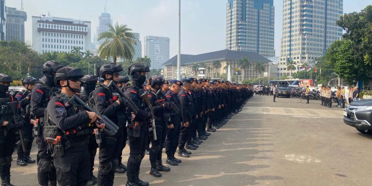Ribuan Personel Amankan Aksi Unjuk Rasa di Jakarta Pusat