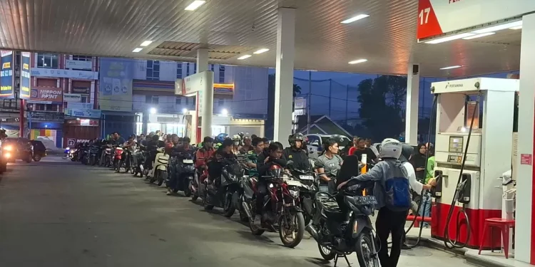 BBM Sulit Didapat di Sumatera Utara, Antrean Panjang Terjadi di Sejumlah SPBU