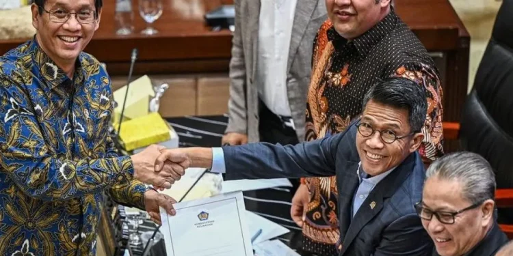 DPR Sahkan Undang-Undang Pusat Keuangan Internasional, Indonesia Bidik Investasi Asing