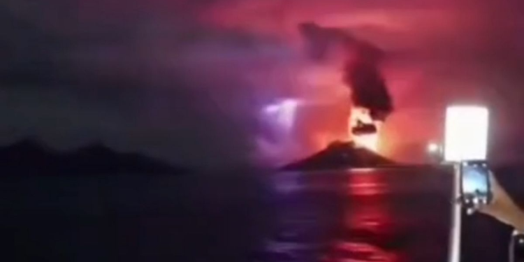 Video Viral Gunung Anak Krakatau Meletus Dipastikan Hoaks, Masyarakat Diminta Tidak Mudah Percaya